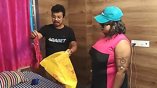 Indian Delivery Girl Hardcore Fuck With Dean Jones - Desi Bhabhi Doggy Style & Pussy Eating
