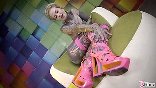 Skinny Teen Anal Stretching with Tattooed Girl Anuskatzz - Solo Anal Masturbation & Gaping