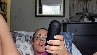 Hot Busty Webcam Babe Masturbate Solo