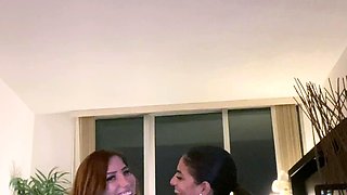 Sexy Amateur Preggo Girl in Webcam Free Big Boobs Porn Video