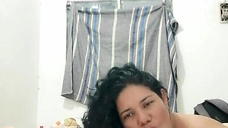 Eyes That Fall in Love, Hands That Milk: the Perfect Duo