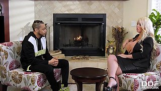 Alura Jenson hot busty MILF porn