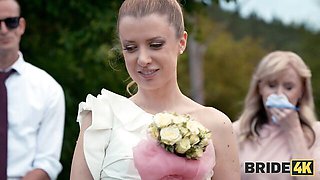 Bride 4K featuring siren's czech trailer