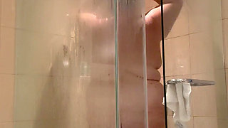 BBW Gets Wet in Shower