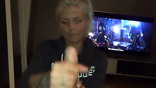 Close up MiLF getting it in the ass