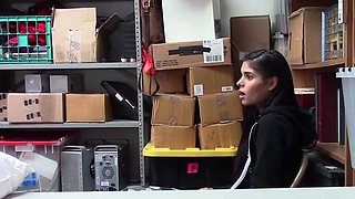 Busty dark-haired likes to screw her friend