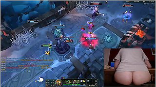 Deutsche Amateure In Playing League Of Legends With Clit Sucking Toy League Of Legends #19 Luna