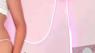 Playing with My English Warming Me up for a Delicious Masturbation