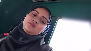 Outdoor Beautiful indian Bangla sister-in-law romantic fucking video.