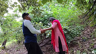 Desi College girl movies Hindi - my friend's wife to the jungle, Bhabhi lives in my neighborhood, today let me fuck your ass.