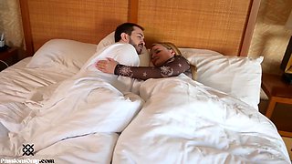 Chubby Eliza Morning Sex - Blowjob