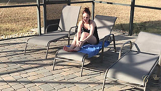 Footfetish Session by the Pool