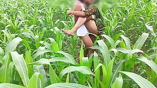 Bhabhi Ko Devar Ka Kala Mota Lund Aaya Lisand, Corn Field Me Bhabhi Ki Chudai Outdoor Hindi Audio