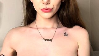 Small titted brunette teen fingering on the bed