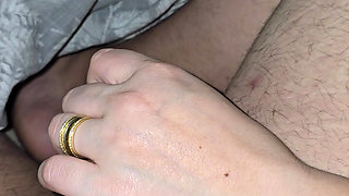 Damn, step son recived a strong and quick handjob from step mom