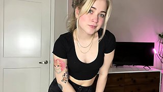 Blonde in stockings foot fetish and pussy pounding