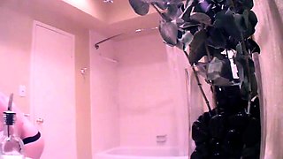 Peeping at my busty 21yo stepdaughter