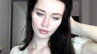 Brunette Solo Webcam Masturbation