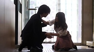 Amateur Asian College Teen Gives Blowjob