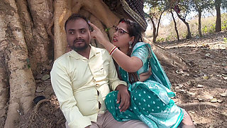 Bengali Sexy Village Wife Chitting Her Husband and Meet Her Boyfriend Outdoor, Bengali Sex Video