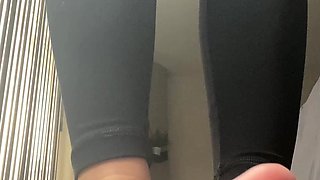 Giantess crush video with a tiny