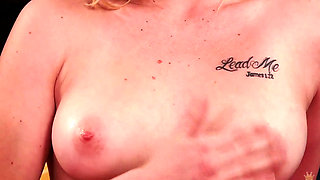 Petite Tracey Sweet with a sweet body caresses her clit