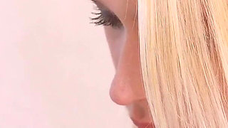 Cute Babe Masturbate Pussy Dildo & Cum