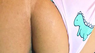 Stepsister is so horny that she lets her stepbrother to lick her and rail her after