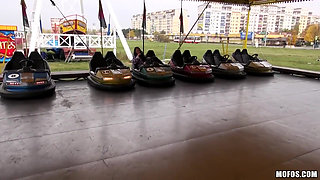 Public Pickups - Brunette Czech El Storm Rides Bumper Cars & Gives Steve a POV Blowjob with Steve Q & Gets Doggystyle Fuck