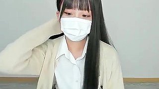 Erotic live chat with cute beautiful girl