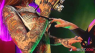 Shaved Video With From - Cover Girl And Tiger Lilly