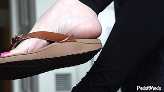 Blaize Matrix Flip Flop Dangling