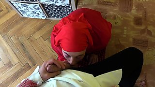 Red niqab with juicy pussy