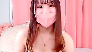 Erotic live chat with cute beautiful girl