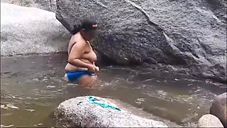 Quiere Ver Mi En El Rio. Real Casero - Latina Rica And Gran Culo