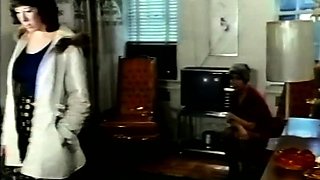 Hot Brunette Pussy Licking And Fingering 2