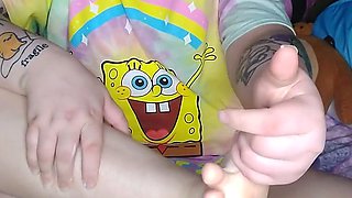 Amateur Foot Fetish Girlfriend Sucks and gives a Footjob