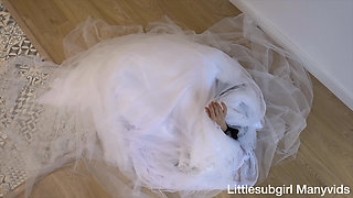 Vampire Bride Gets Fucked & Squirts - 4K