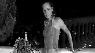 553 Miluska Night Masturbation at the Pool
