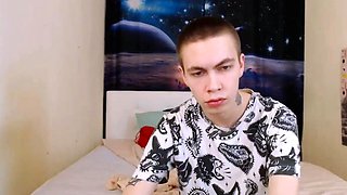 Beauty small tit amateur teen masturbating her shaved pussy