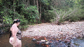 My Neighbor Lover Shaves My Egg and Then Sucks It Until All the Milk Comes Out