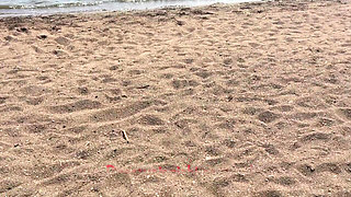 Mrs Mature Feet with Her Boobs and Pussy Out in the Sun