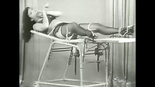 The Girls Tie Themselves up