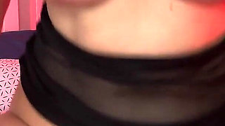 Curvy Kira Queen Shows off Her Perfect Body and Rides a Big Dildo!