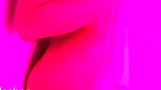 Lesbea - eating pussy porn