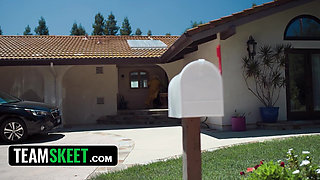 Ryan Keely and Chloe Rose Star in a Voyeuristic XXX Files Foursome Episode