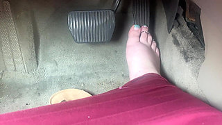 Pedal Pumping in Sandals - Driving with One Foot on Gas and Other on Brake