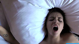 Amateur blondes pov blowjob and hardcore fun with lucky dude