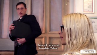 Vanda Angel Sizzles in Kinky Office Hardcore Fantasy