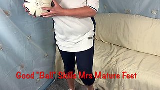 Mr MFs Mature Foot Cheerleader